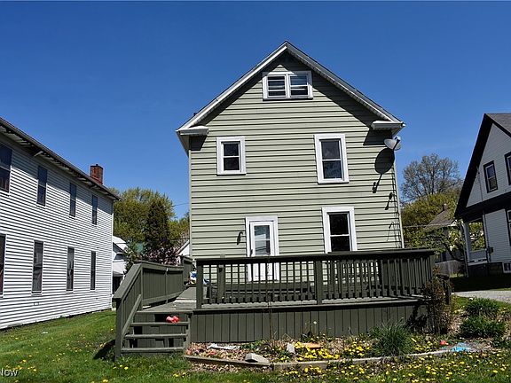 3rd image of 1107 Cleveland St
