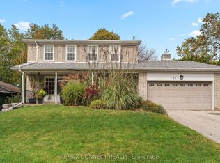 26 Averdon Cres, Toronto, ON M3A 1P5