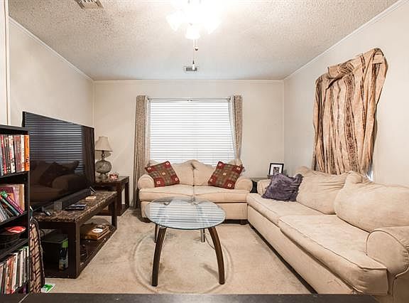 5th image of 3022 Dartmouth Dr