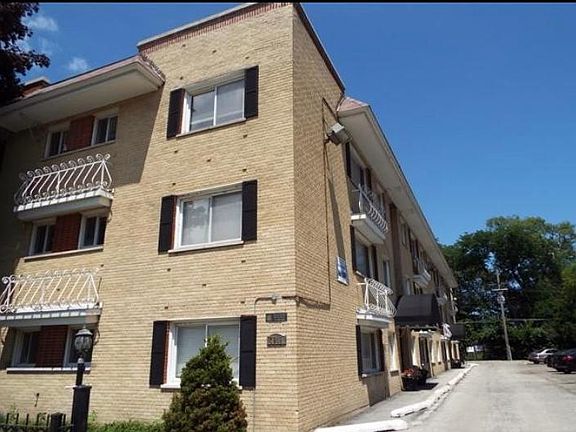 2nd image of 7819 S South Shore Dr APT B3