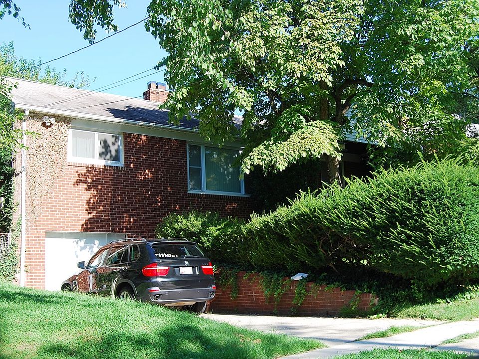 2nd image of 10116 Brunswick Ave