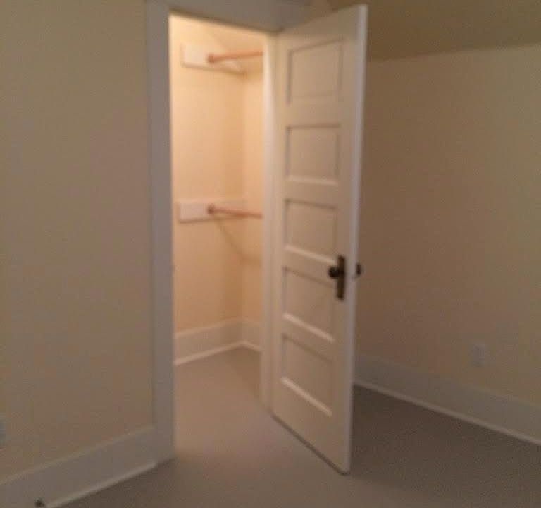 1st image of 1911 N Cedar St