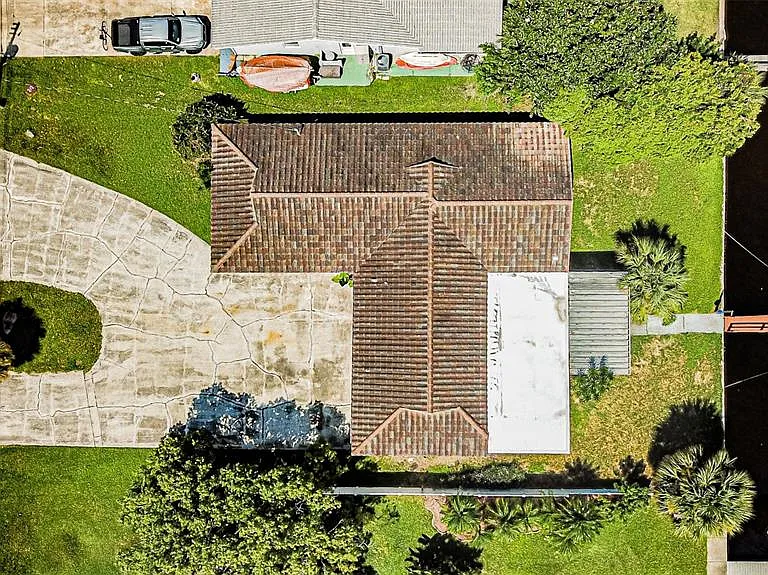 4149 Floramar Ter — Photo 30