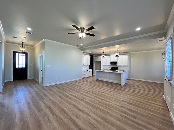 4th image of 4022 Ruth Ln