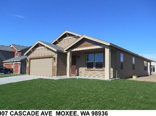907 Cascade Ave, Moxee, WA 98936