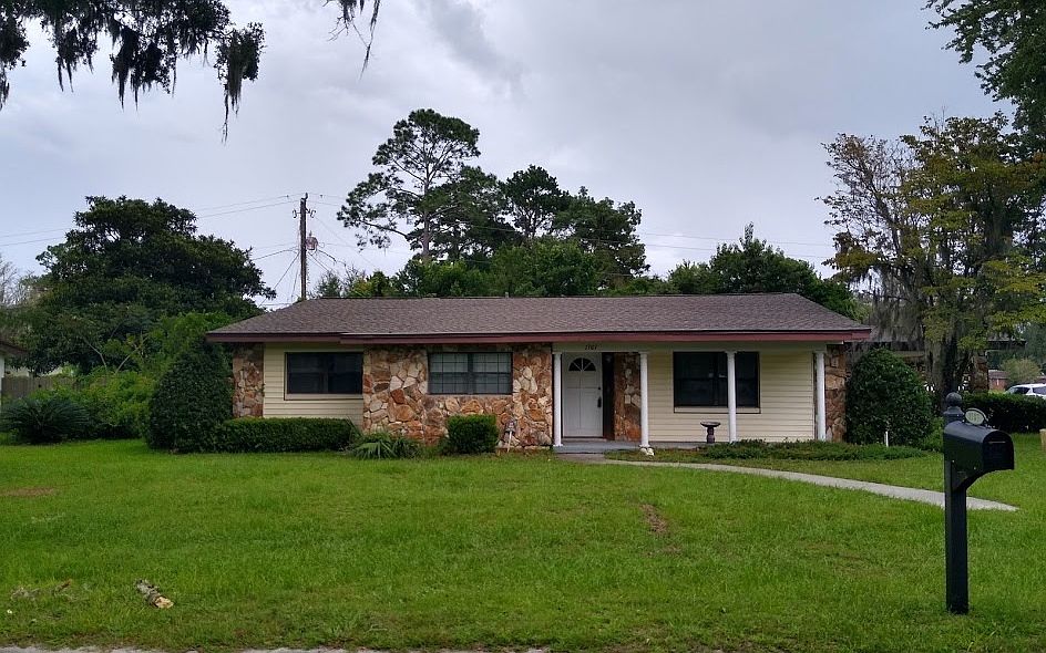 1st image of 1707 SW Evergreen Ave
