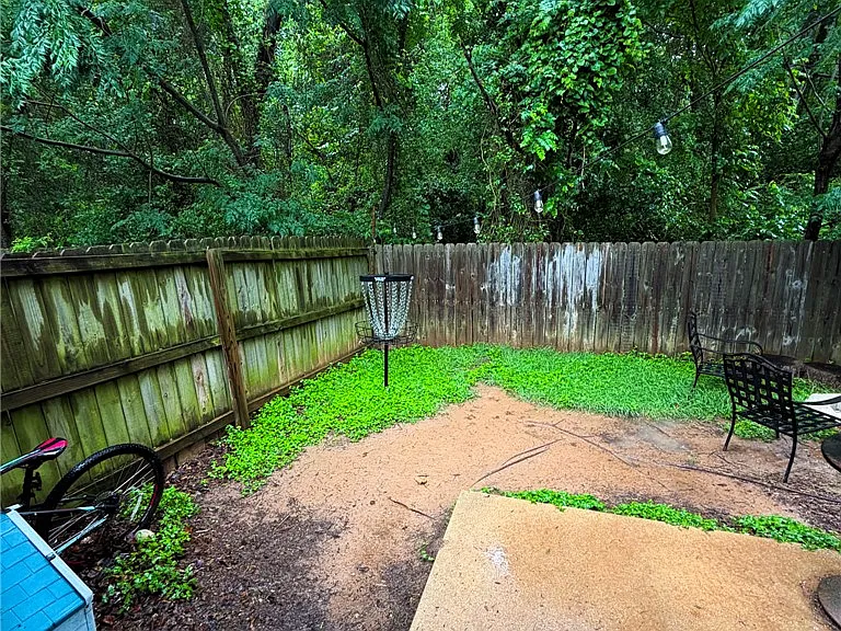 1005 Autumn Cir #B — Photo 18