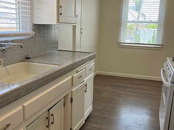 5th image of 3848 36th St