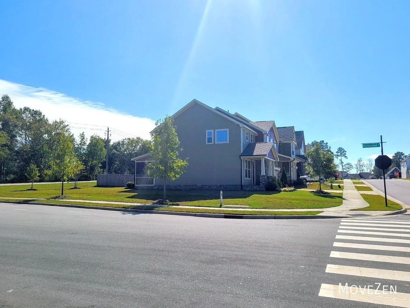 505 Groveview Wynd Wendell NC 27591 Beautiful Home In Wendell Falls On Corner Lot — Photo 2