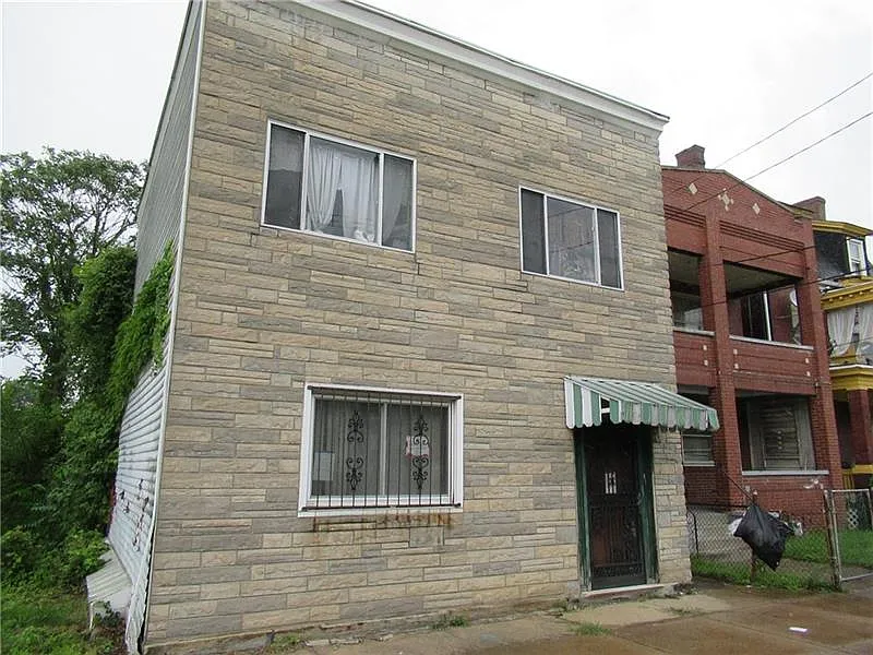 7015 Hamilton Ave photo 1