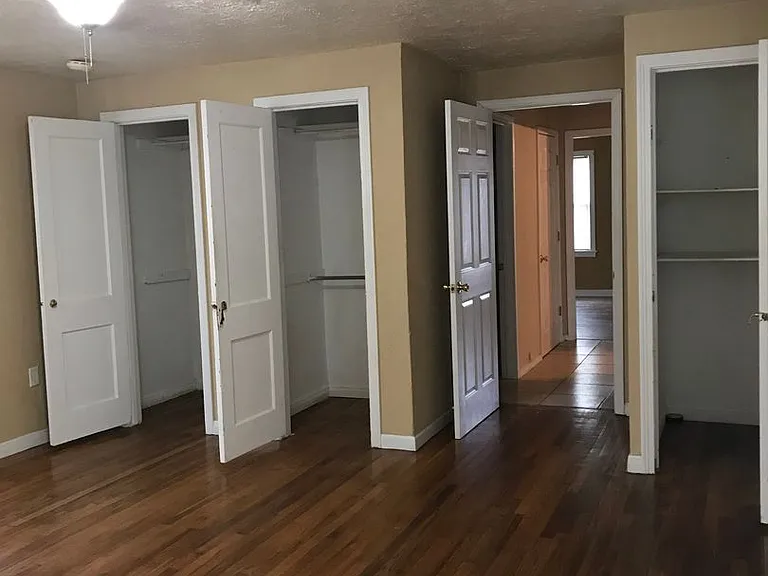 4205 S Tyler St — Photo 10