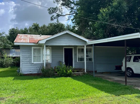 108 Evangeline St, Saint Martinville, LA 70582