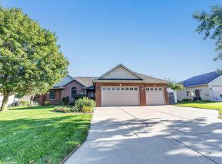 3551 Glen Abbey Dr, Green Bay, WI 54311