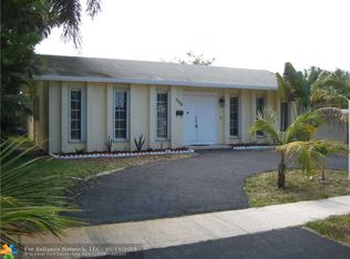 2130 N 49th Ave, Hollywood, FL 33021