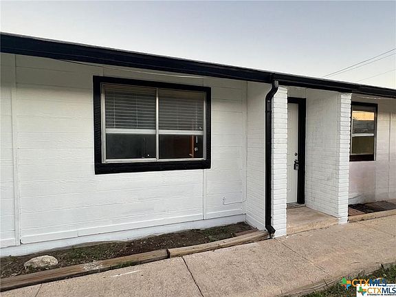 2nd image of 2204 Corona Dr