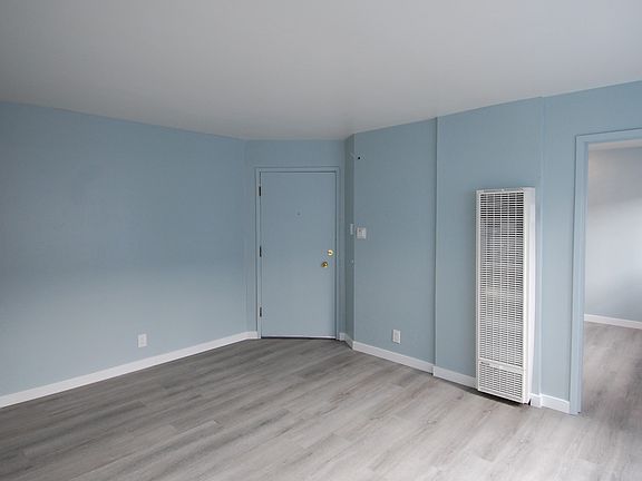 2nd image of 1363 Page St APT 3
