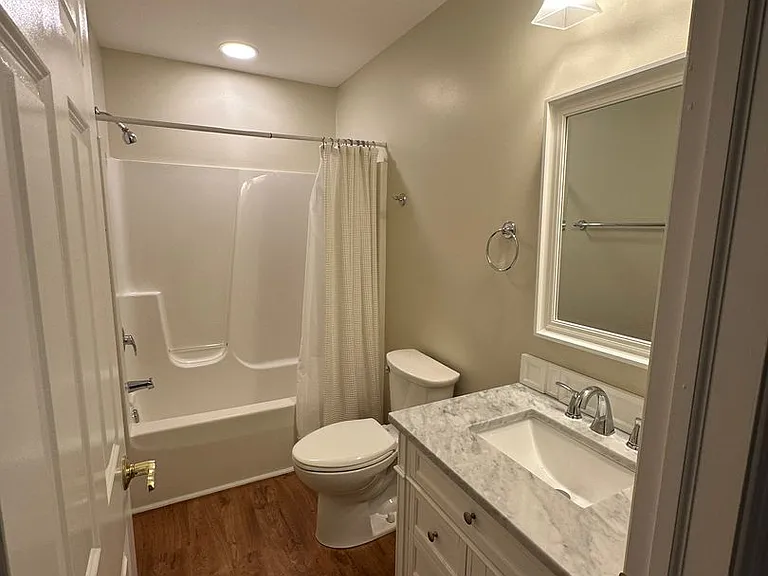 3040 Creek Rd — Photo 24