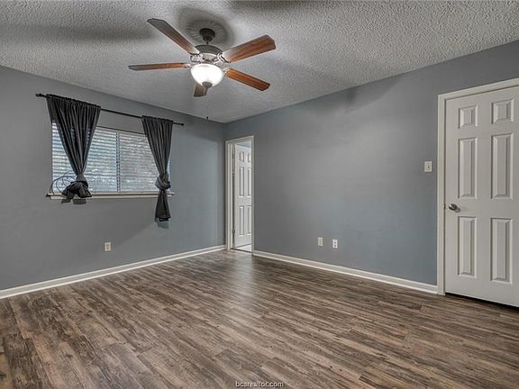 5th image of 3104 Bluestem Dr
