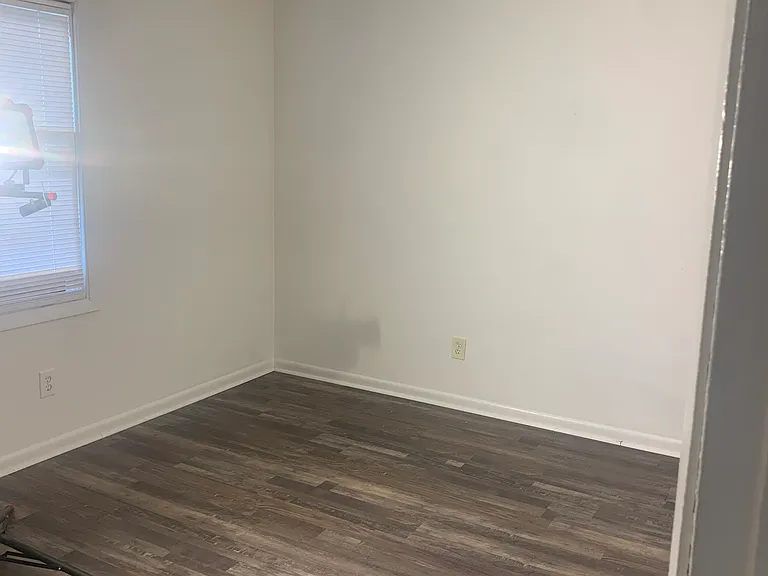 447 Palace Ave — Photo 5