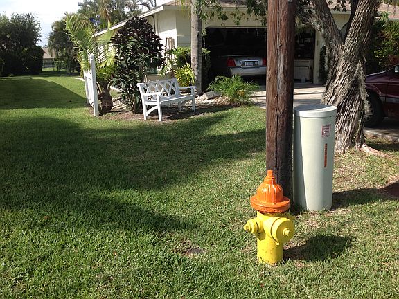 4th image of 1129 SW 52nd St