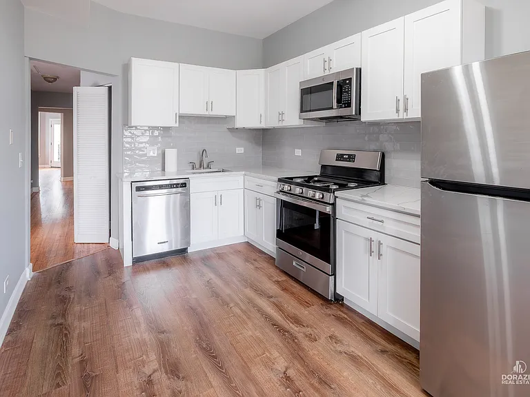 6111 S Eberhart Ave #2 — Photo 6