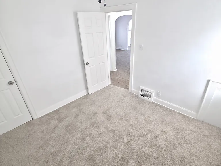 15863 Sorrento St — Photo 20