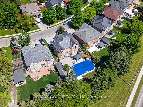 5th image of 61 Whitwell Dr