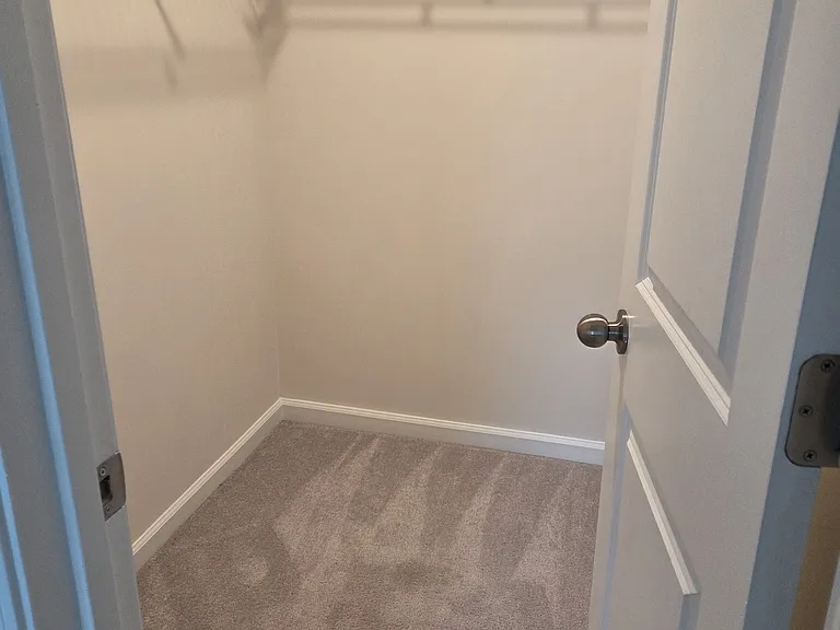 1537 Woodhouse Dr — Photo 13