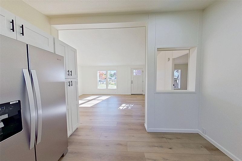 5th image of 14906 Voss Place