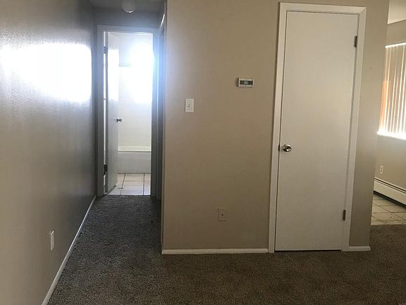 Living/Sleeping/Hallway