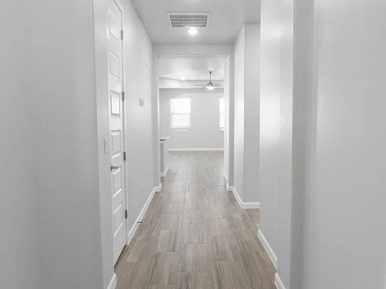 512 Twilight Dr — Photo 18