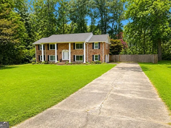 869 April Dr SW, Conyers, GA 30094