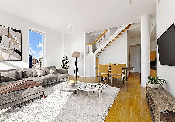 4th image of 121 W 19th St Ph D
