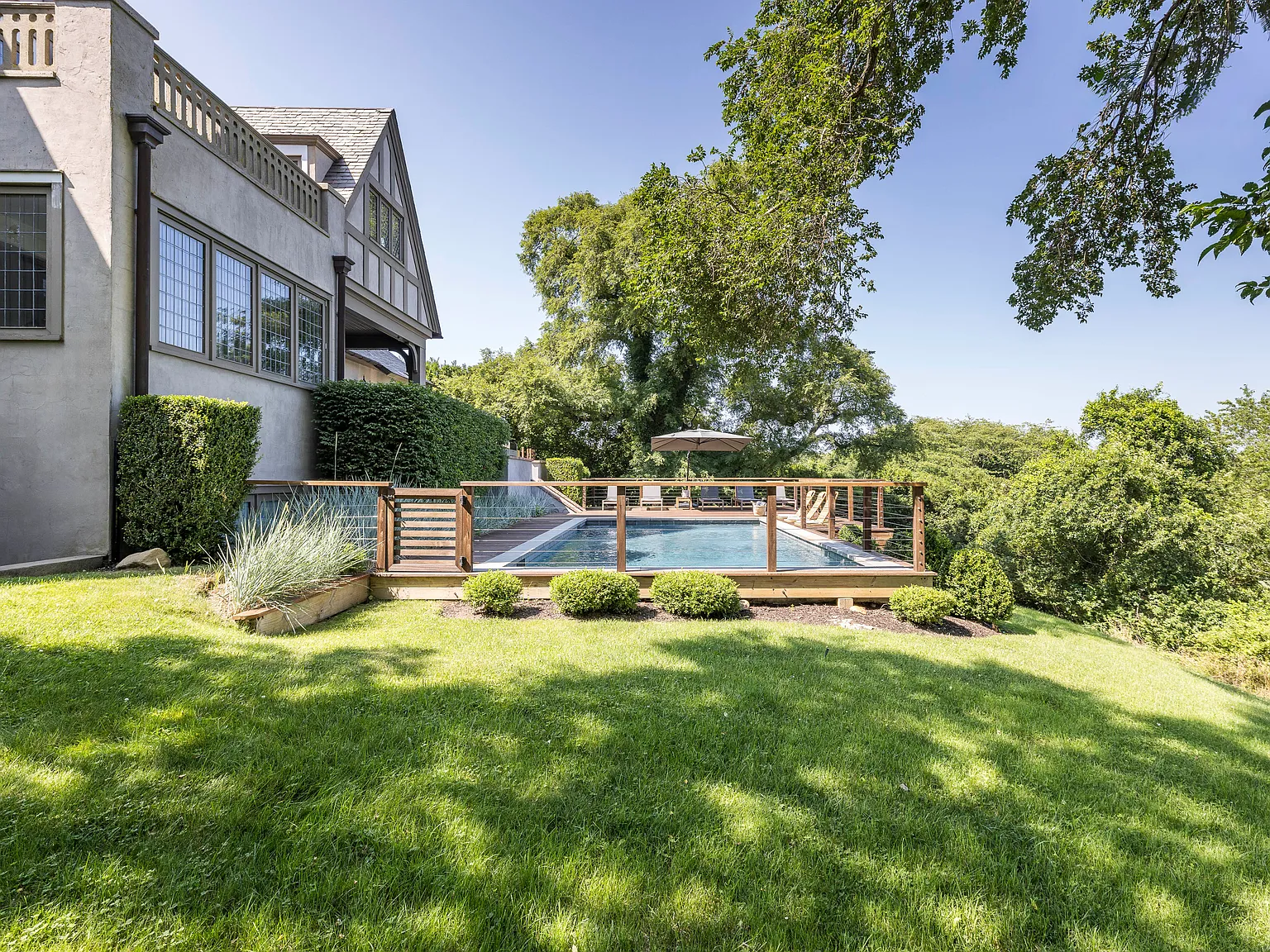 Five Bedroom on Montauk Downs Golf Course — Photo 3