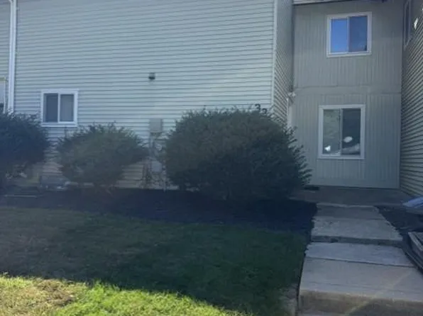 32 Nina Ct #173, Gaithersburg, MD 20877