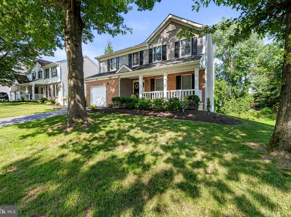 12113 Long Lake Dr, Owings Mills, MD 21117