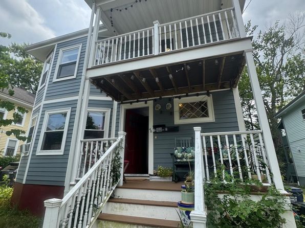 48 Standish St