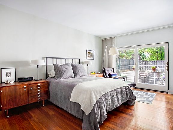 4th image of 264 Cumberland St APT 2