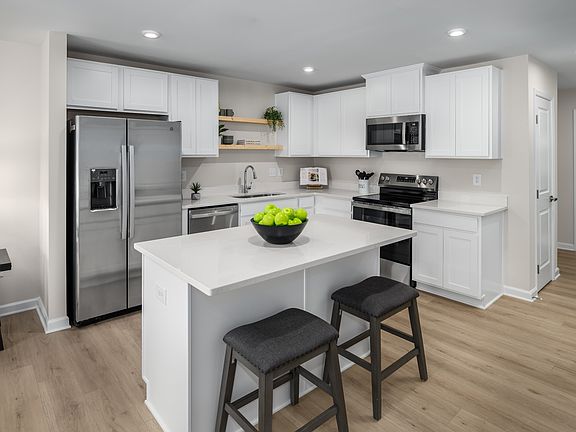 5th image of 617 Big Bend Ct #201