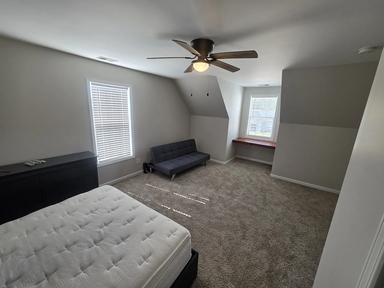 4 bed, 1707 sqft, $800 — Photo 3