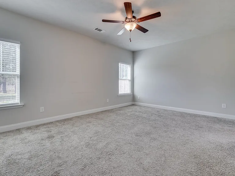340 Fox Haven Dr — Photo 20