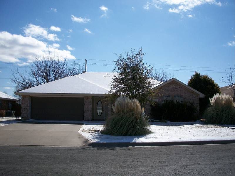 1st image of 3233 Walnut Hill Dr