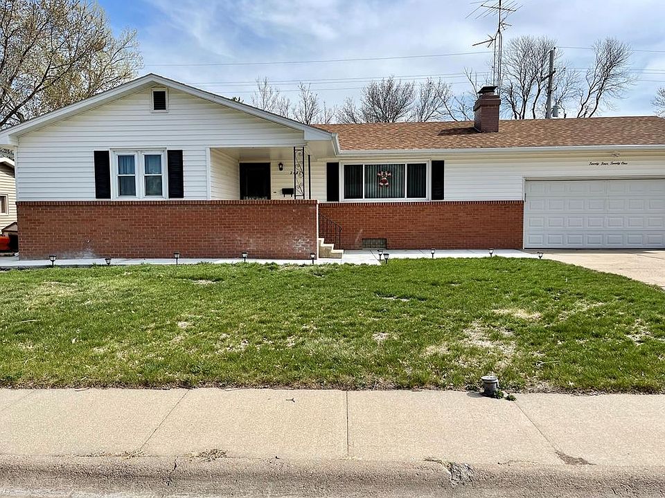 1st image of 2421 W Phoenix Ave