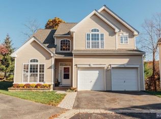 107 Winding Hill Dr, Hackettstown, NJ 07840