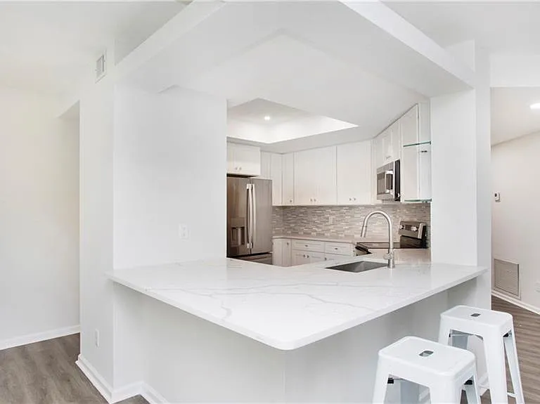 6225 Bellerive Ave #1501 — Photo 8