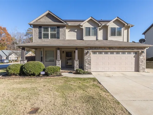 114 Duraleigh Rd, Anderson, SC 29621