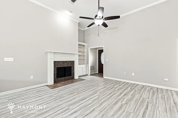 4 bed, 2.0 bath, 1757 sqft, $2,275 — Photo 3
