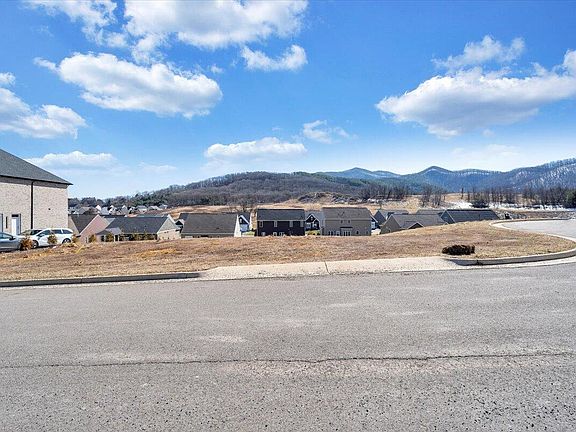 3rd image of LOT 6 Om Ln