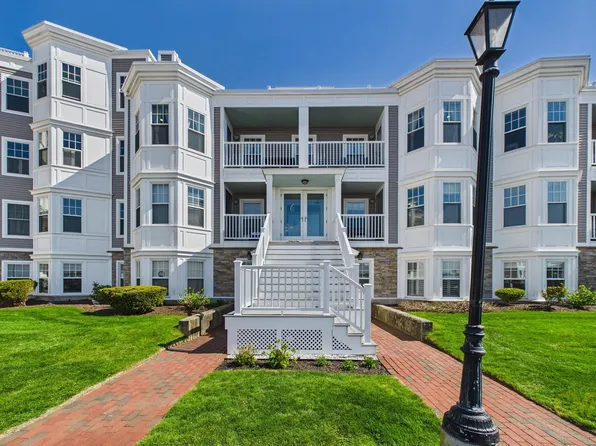 15 Park Ave Unit 211, Hull, MA 02045