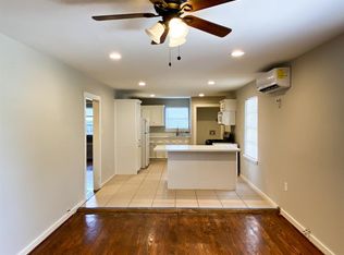 212 Redan St #2, Houston, TX 77009